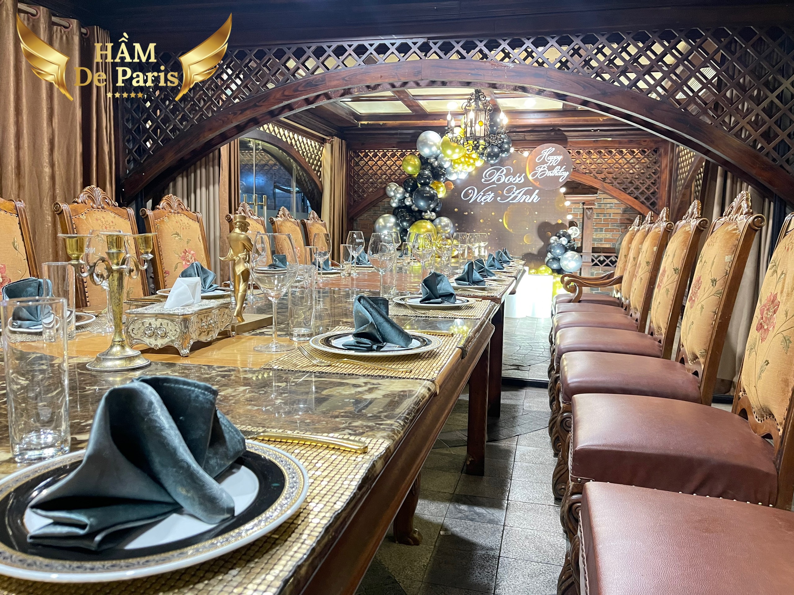 nhà hàng tiếp khách hà nội
