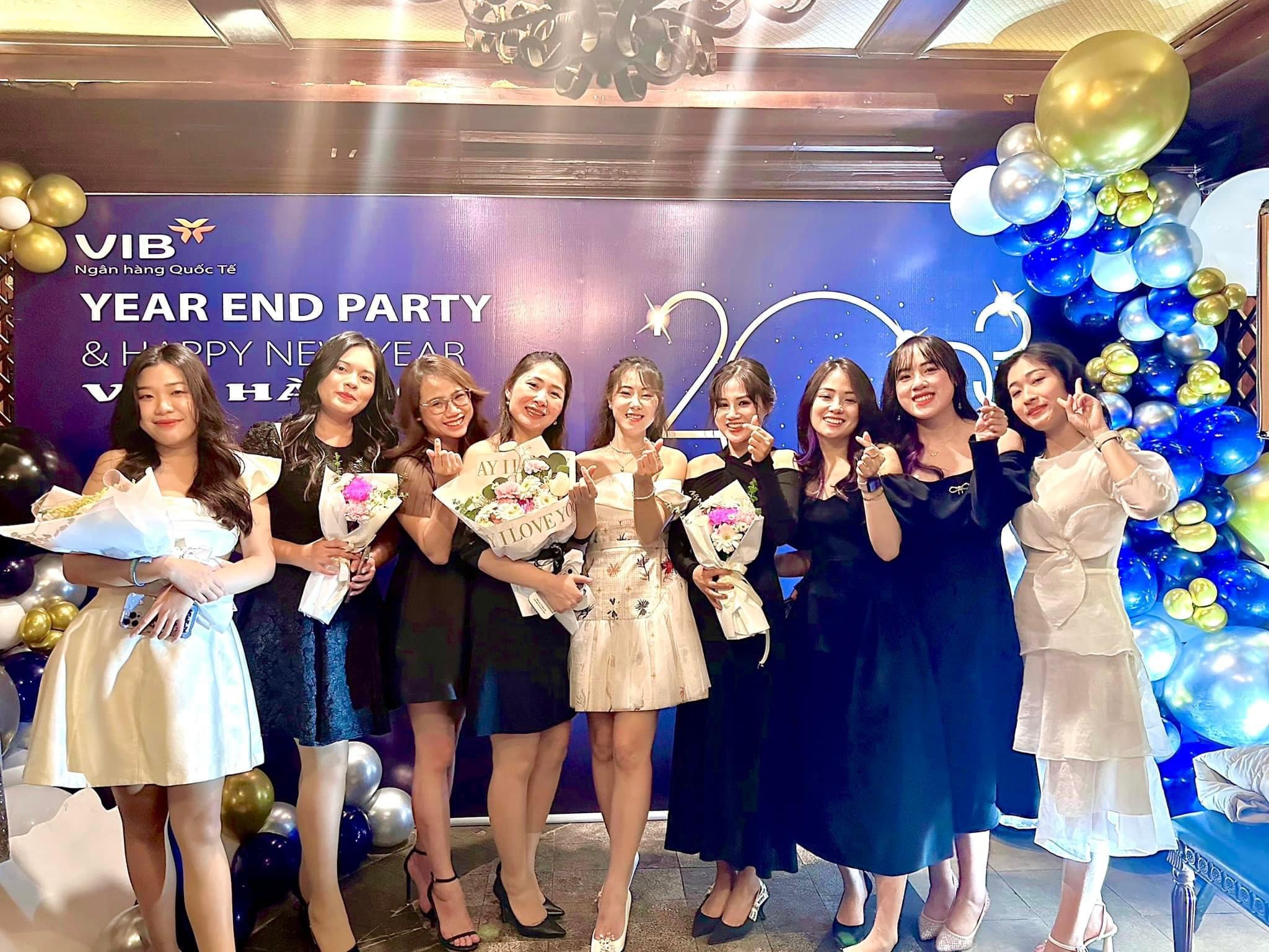 nhà hàng tổ chức tiệc công ty