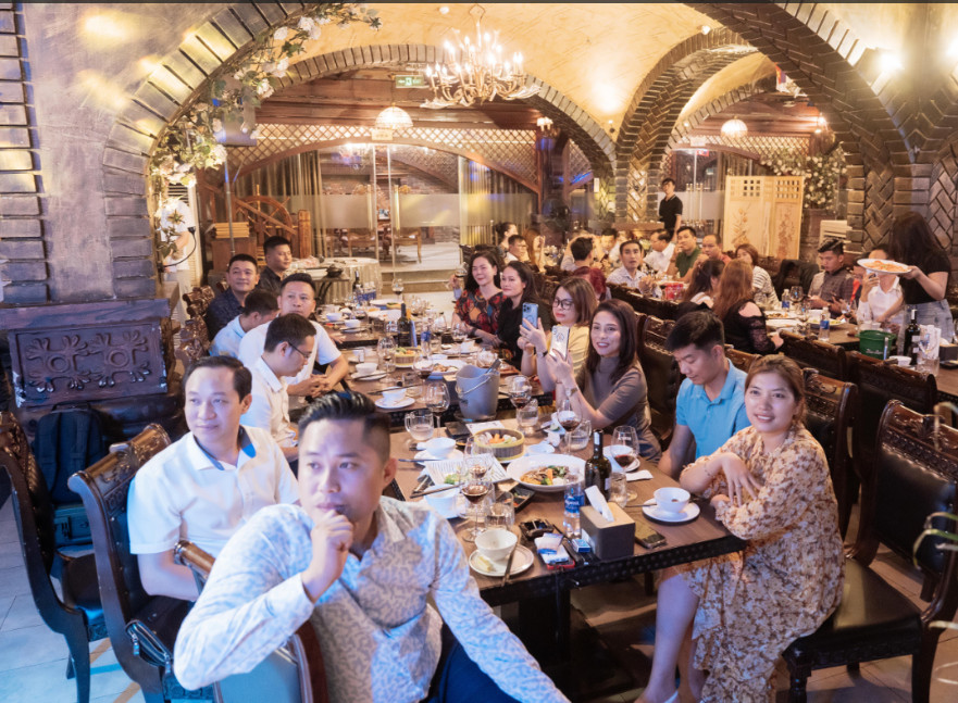 hình ảnh nhà hàng đẹp